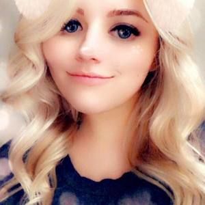 Meet your Posher, Kaylee